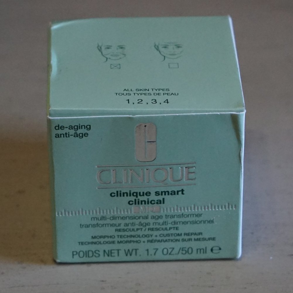 Clinique Smart Clinical MD Multi-Dimensional Age Transformer Resculpt